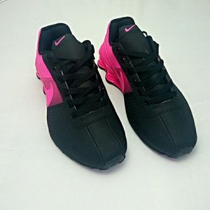 black pink nike shox